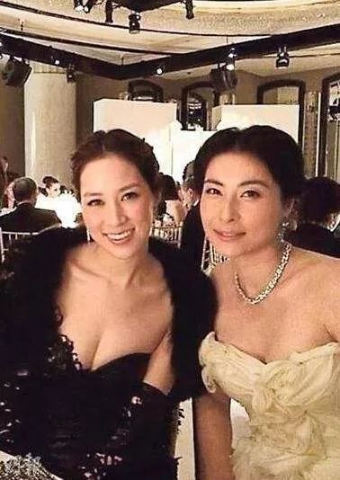千亿媳妇徐子淇,富贵背后其实是一场命运策划 图片2 千亿媳妇徐子淇,富贵背后其实是一场命运策划 图片1