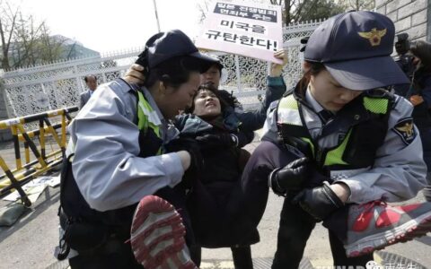 听说了吗？韩国警察都帮总统找大师算命了
