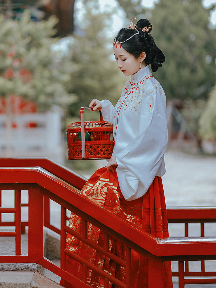 如何让十二星座瞬间对你一见钟情 图片2 如何让十二星座瞬间对你一见钟情 图片1