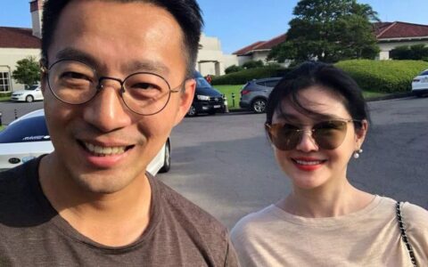 官杀混杂的大S，到底是怎么活出幸福人生